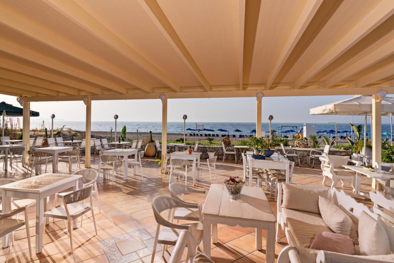 Hotel Kathrin Beach Adelianos Kampos Ngoại thất bức ảnh