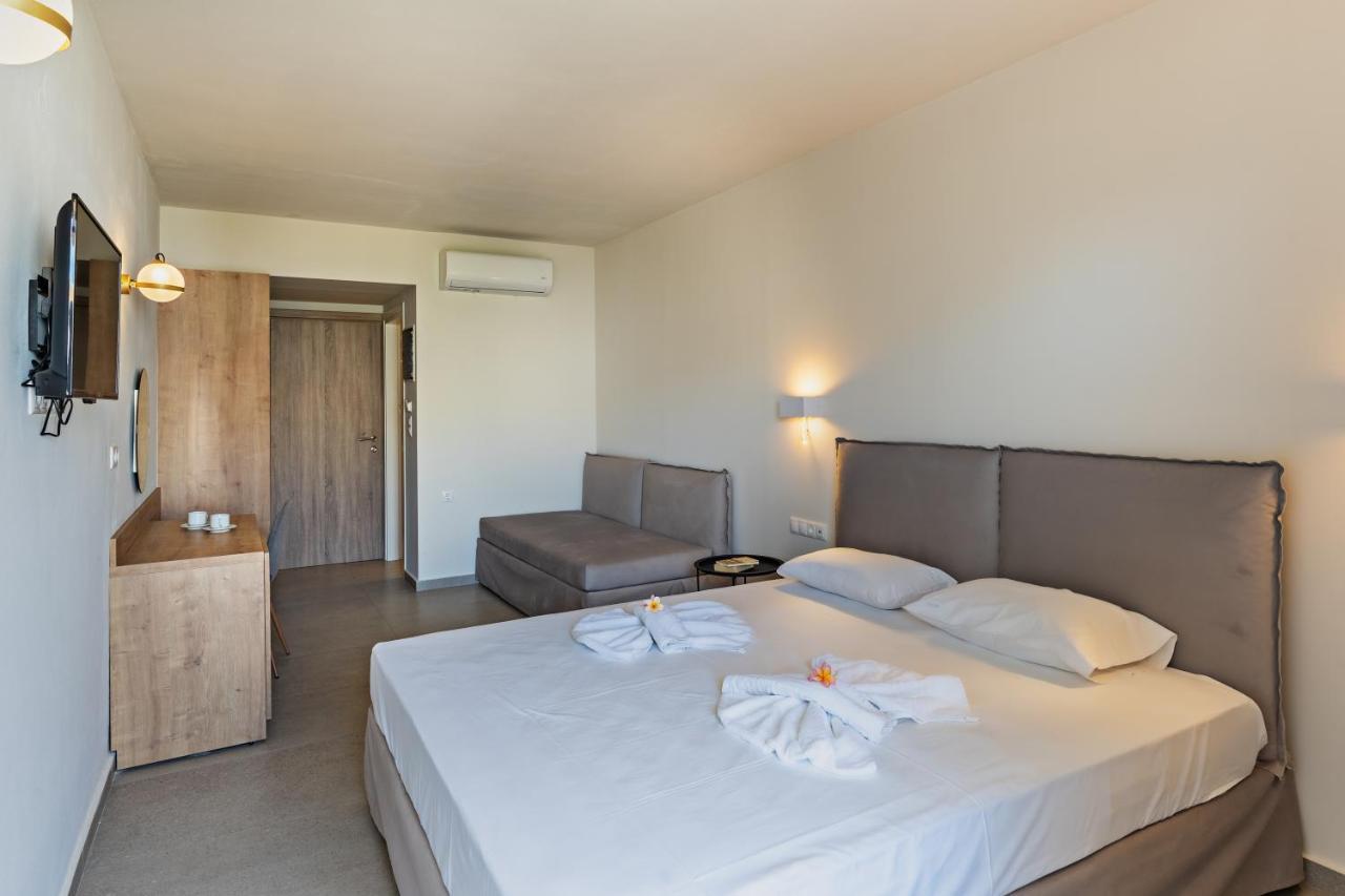 Hotel Kathrin Beach Adelianos Kampos Ngoại thất bức ảnh