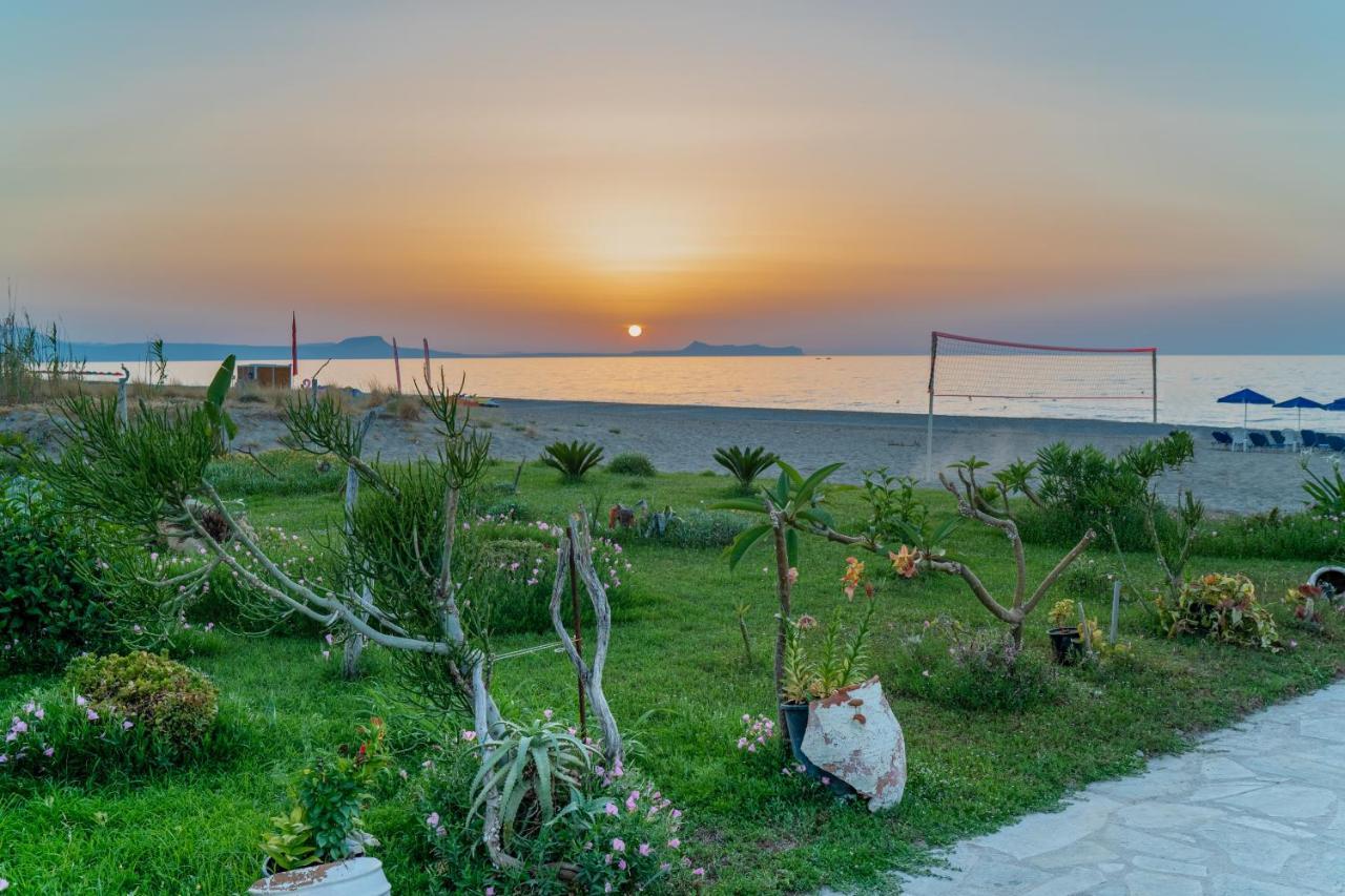 Hotel Kathrin Beach Adelianos Kampos Ngoại thất bức ảnh
